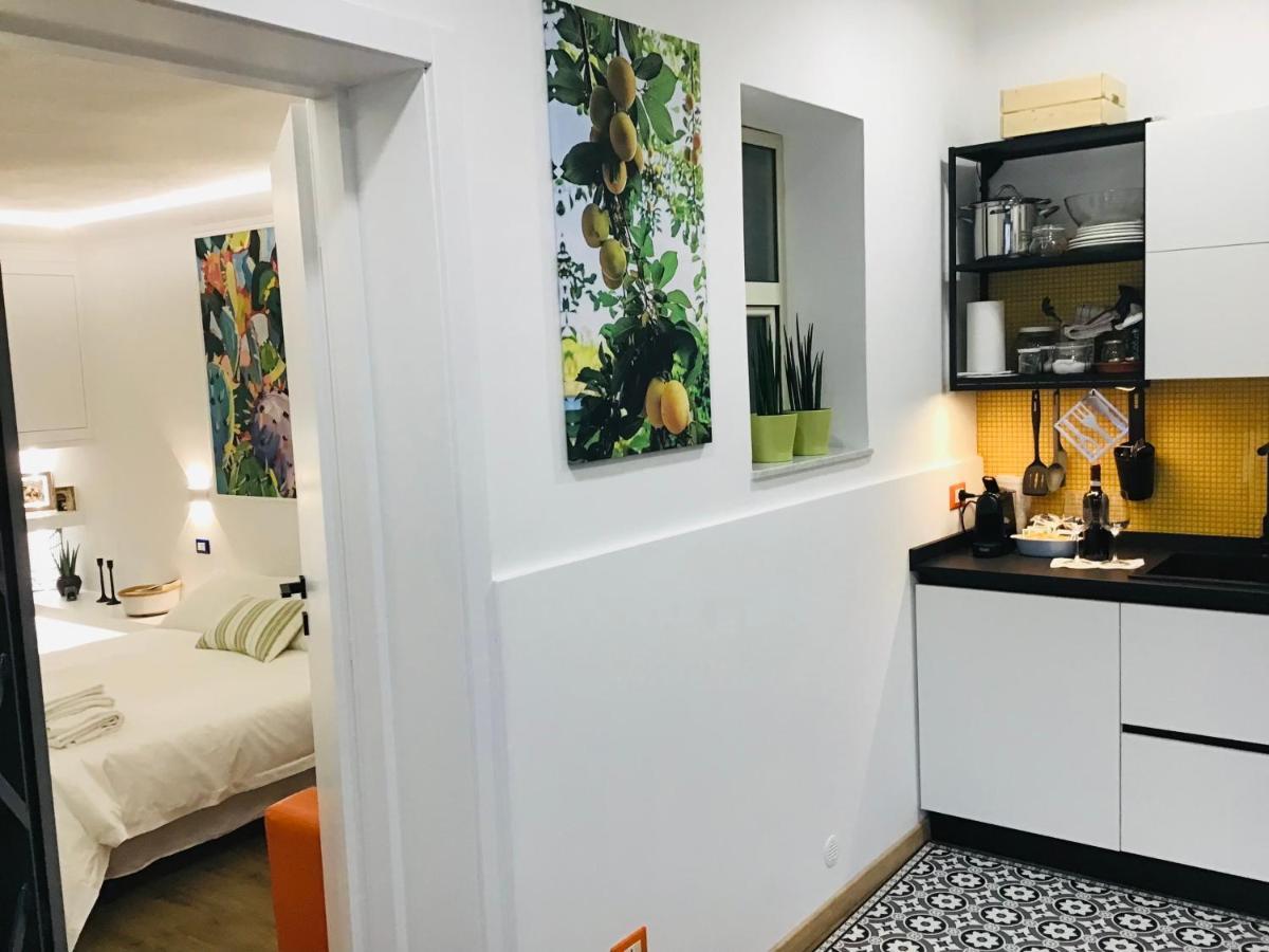Lavica Di Mezzo Apartments Katánie Exteriér fotografie